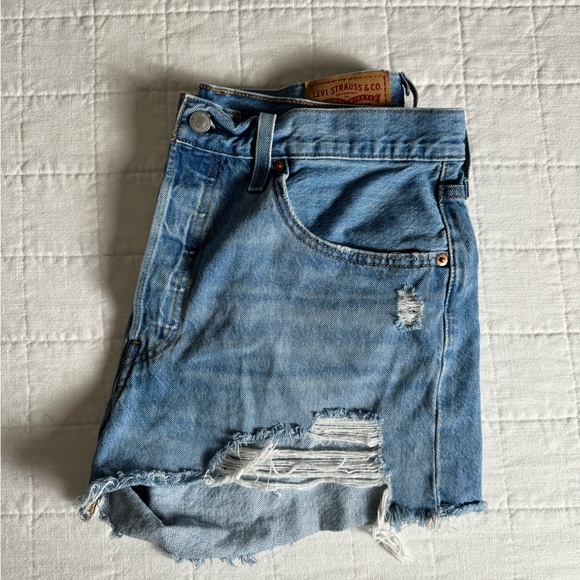 Levi’s 501 High Rise Denim Shorts - Picture 3 of 10